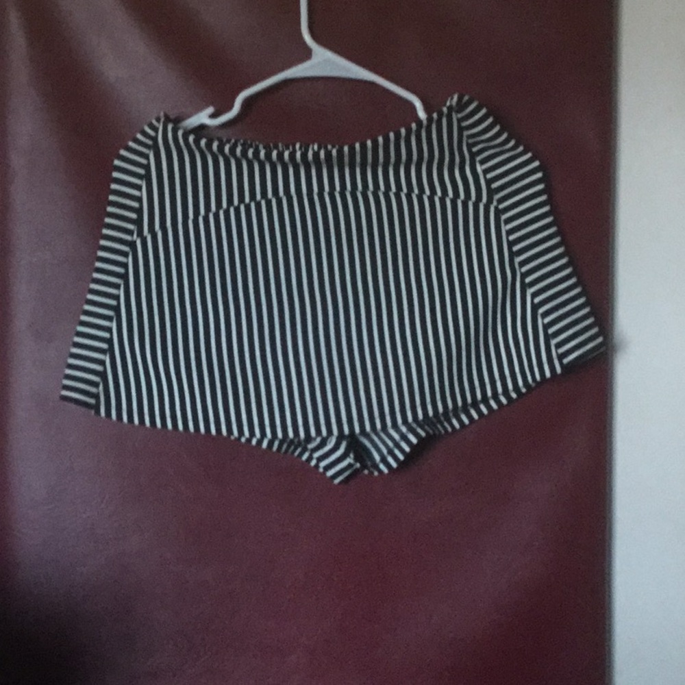 Black and white striped mini skort